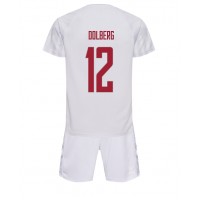 Danmark Kasper Dolberg #12 Fotballklær Bortedraktsett Barn VM 2022 Kortermet (+ korte bukser)